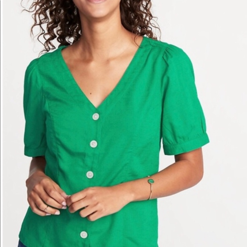 Old Navy green blouse